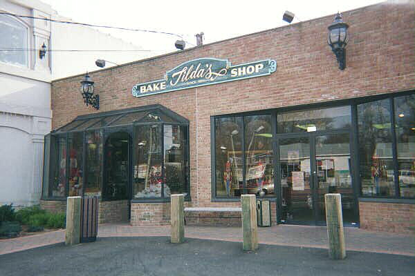 Bakery.jpg (76927 bytes)